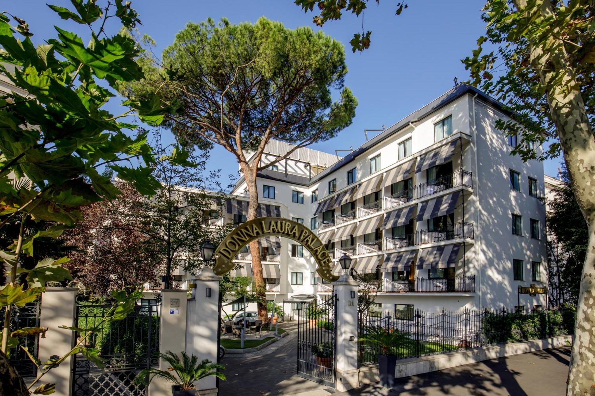 Donna Laura Palace Roma Exterior foto